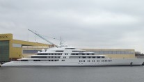 Azzam superyacht - Photo by Klaus Jordan